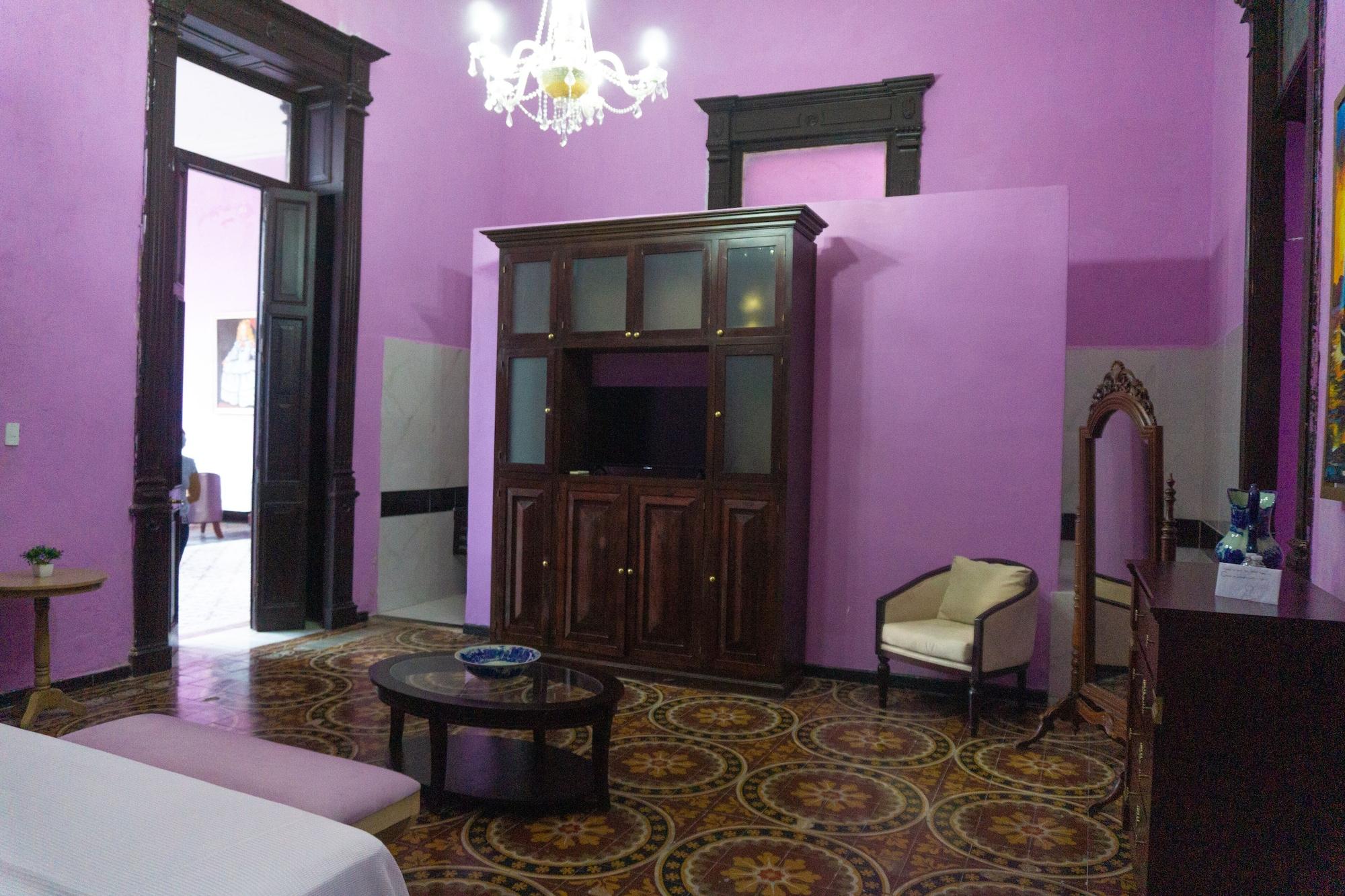 Hotel Lavanda Cas Merida Exterior photo A room at the hotel