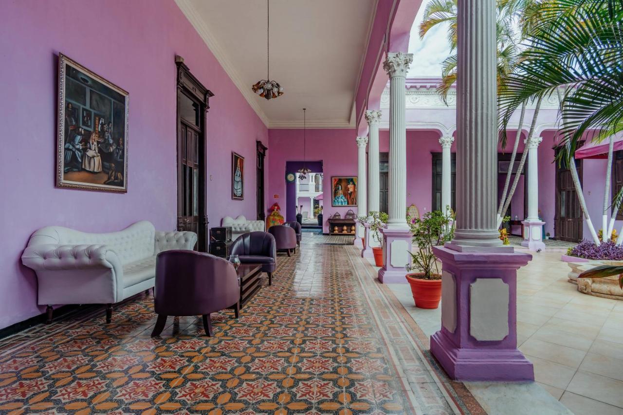 Hotel Lavanda Cas Merida Exterior photo Interior of the house
