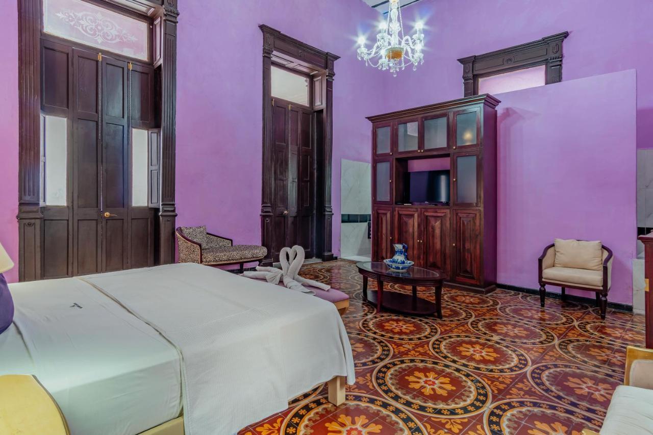 Hotel Lavanda Cas Merida Exterior photo A room at the hotel