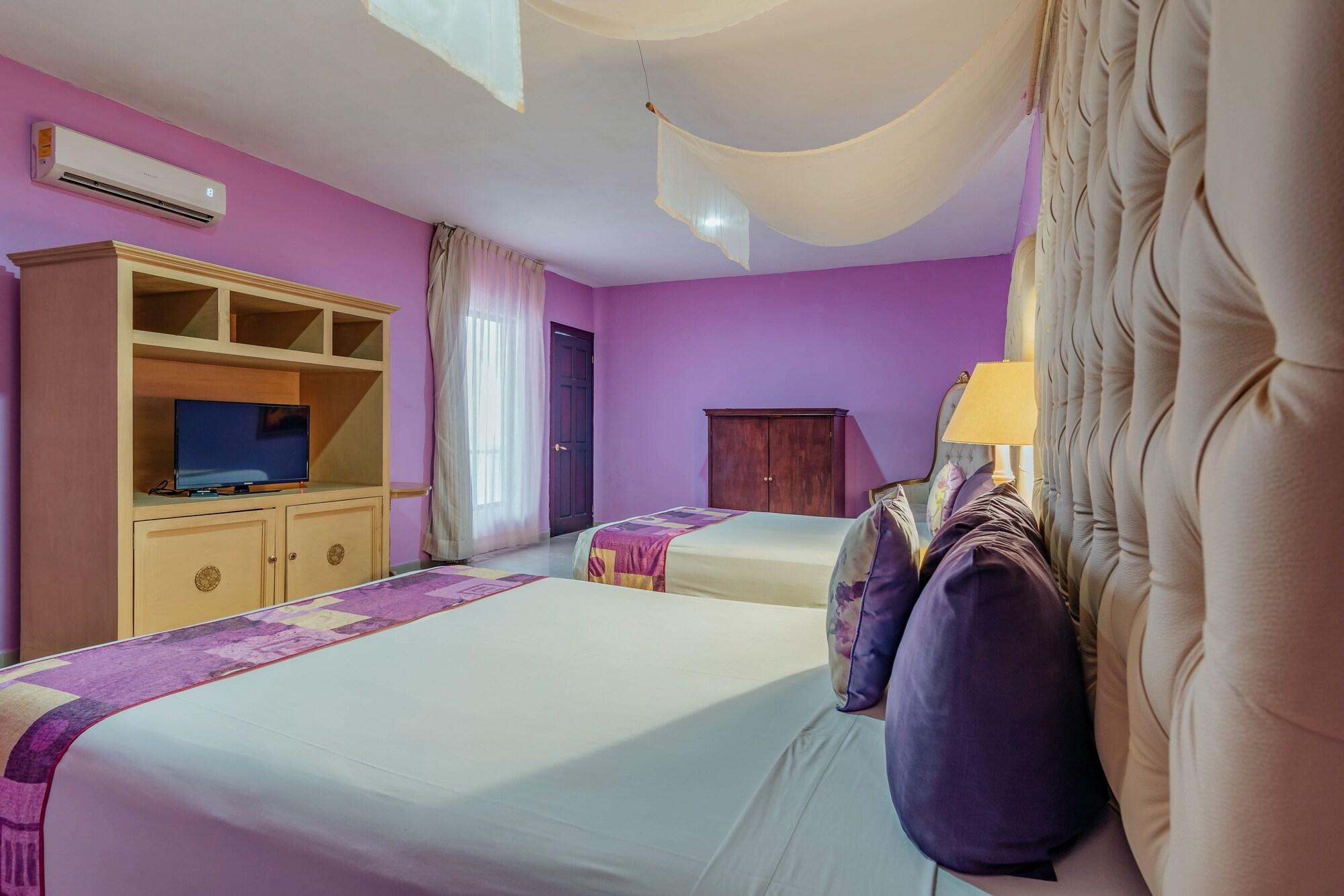 Hotel Lavanda Cas Merida Exterior photo A room at the hotel